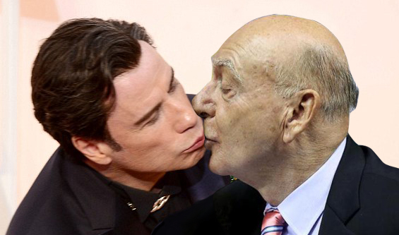 Travolta kissing
